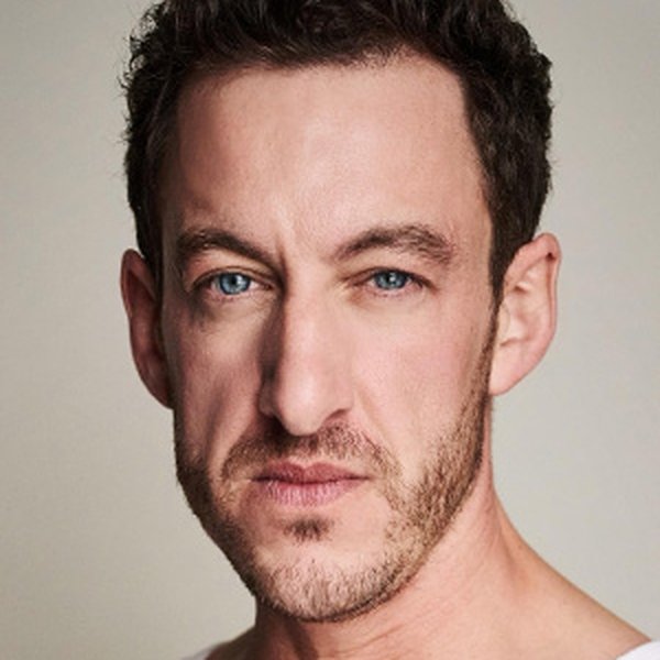 Oliver Powell