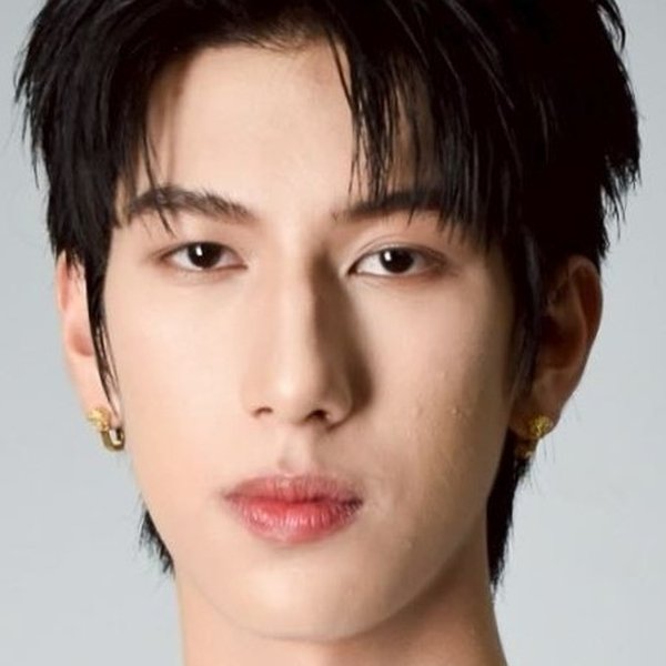 Guntapat Kasemsan Na Ayudhya