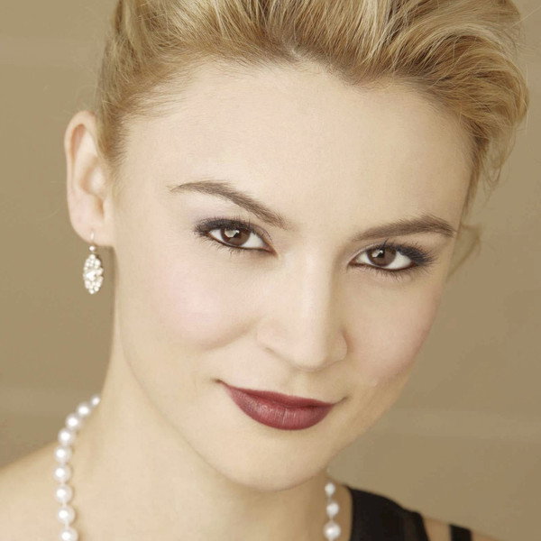 Samaire Armstrong