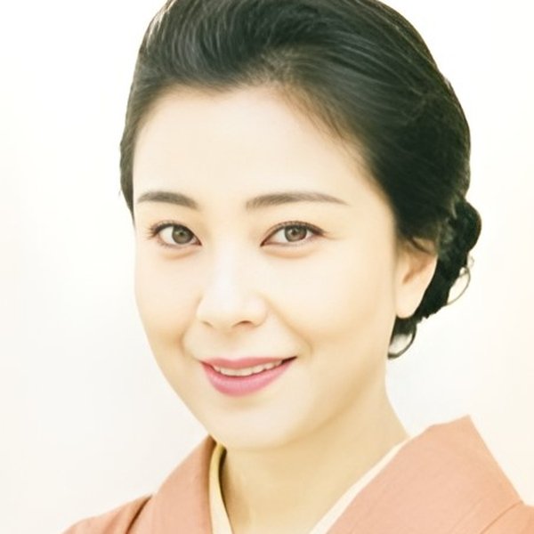 Akiko Kana