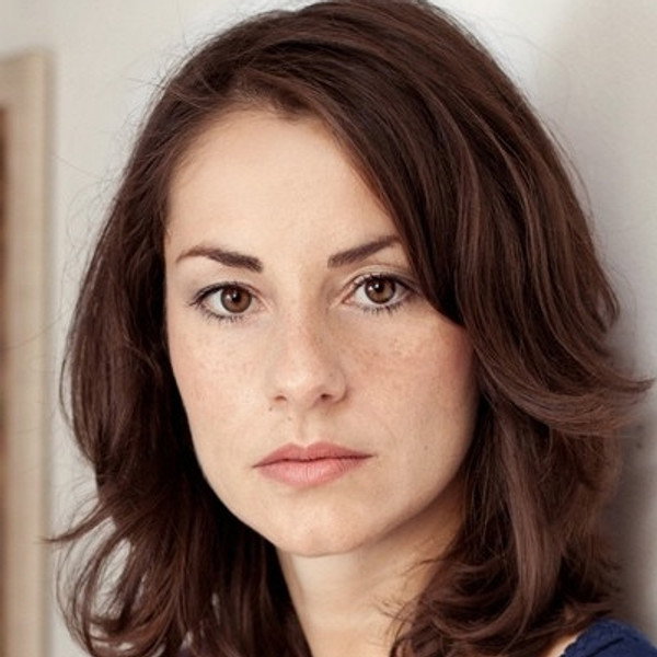 Nina Azizi