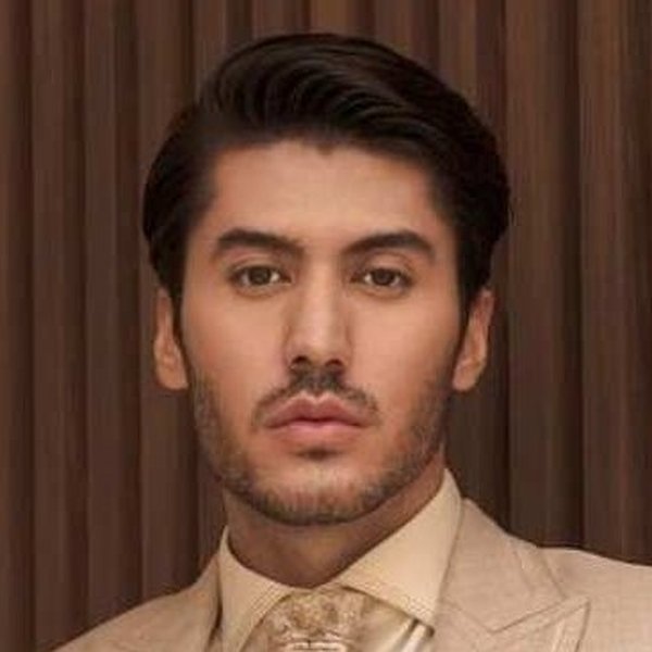 Valentino Peter