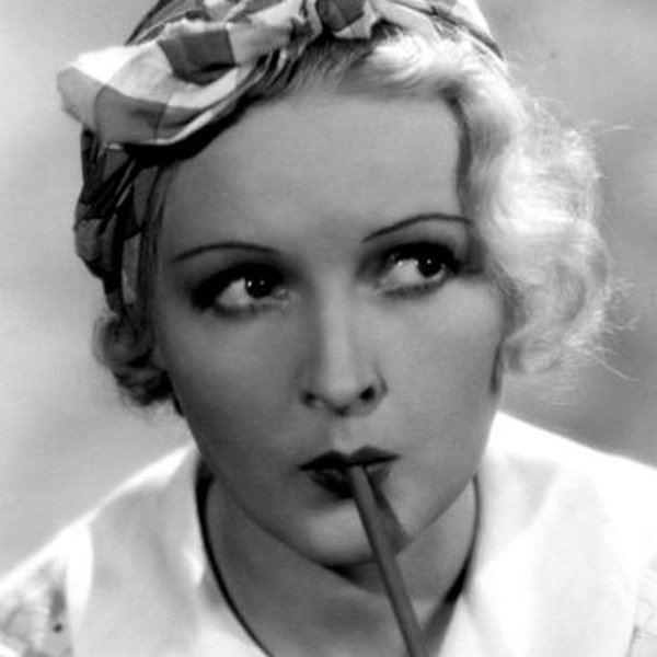 Eve Gray