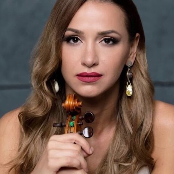Rusanda Panfili