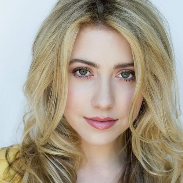 Elizabeth Nicole Abrams
