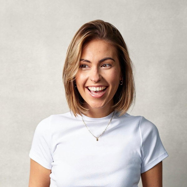 Rhiannon Clements