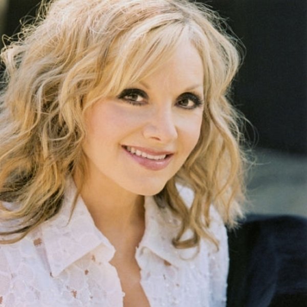 Stella Parton