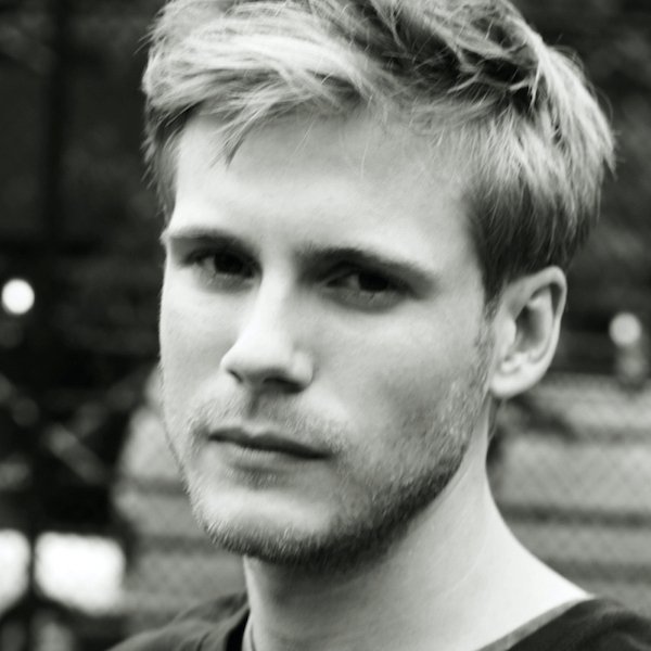 Zachary Booth