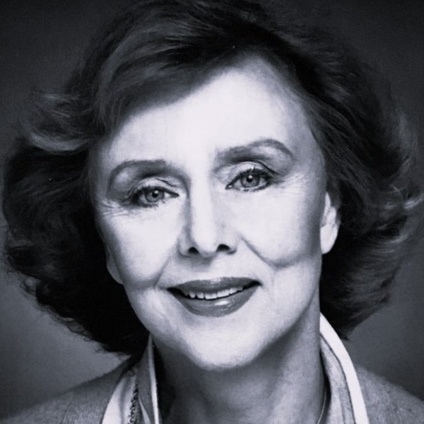 Louise Latham