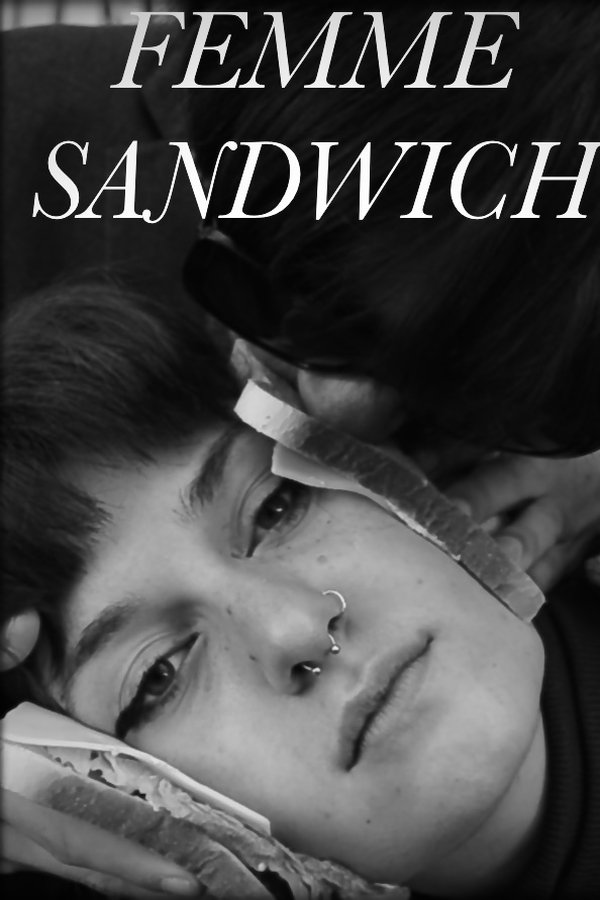 FEMME SANDWICH