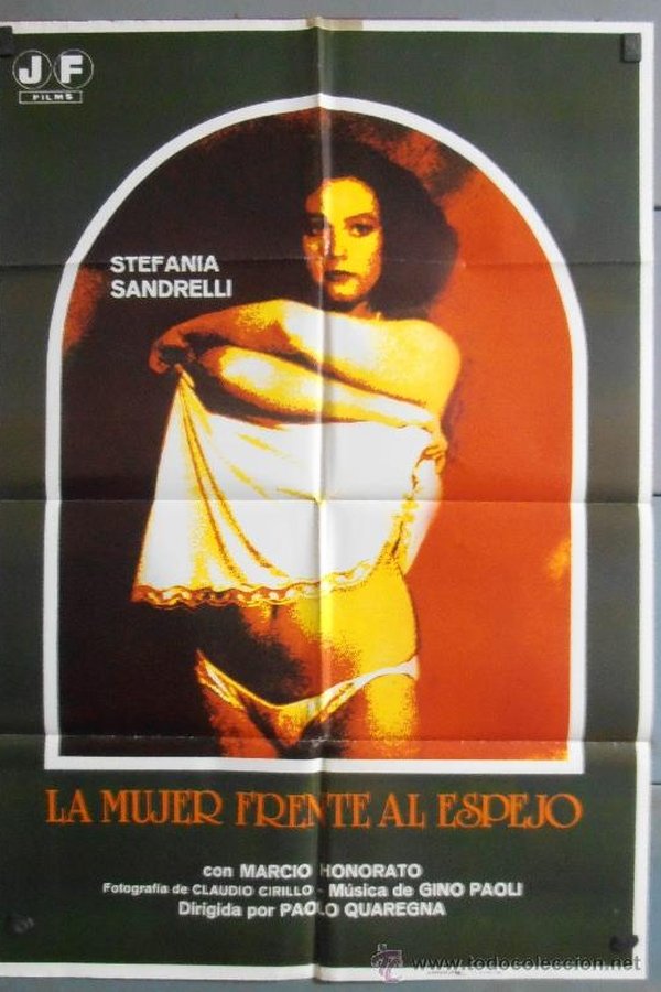 Una Donna Allo Specchio