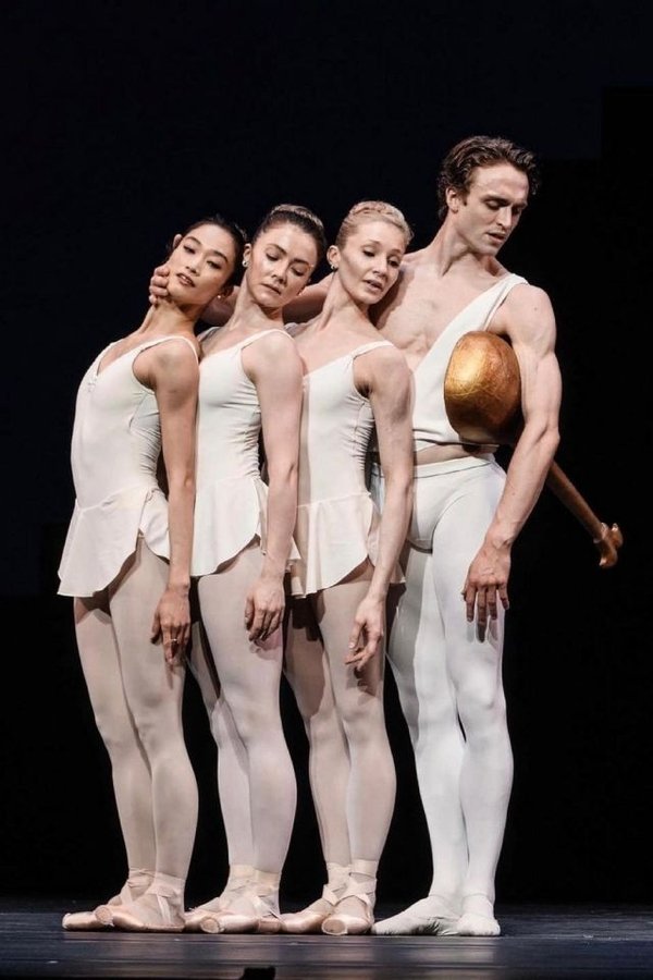 Apollo/ Tchaikovsky Pas De Deux/ Dances At A Gathering