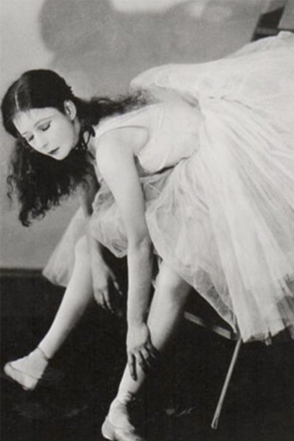 Agnes: The Indomitable De Mille