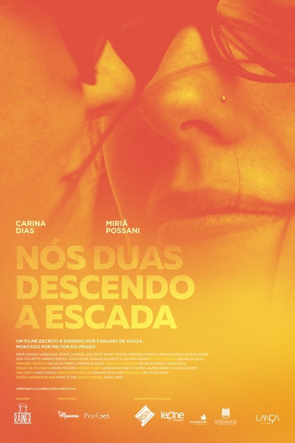 Nós Duas Descendo A Escada