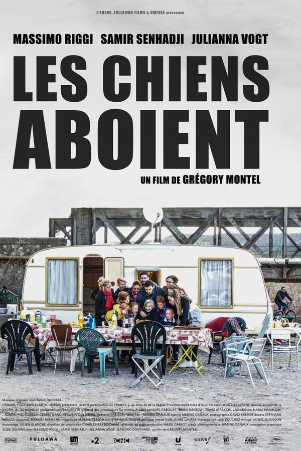 Les Chiens Aboient