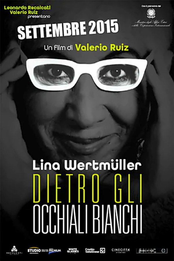 Dietro Gli Occhiali Bianchi