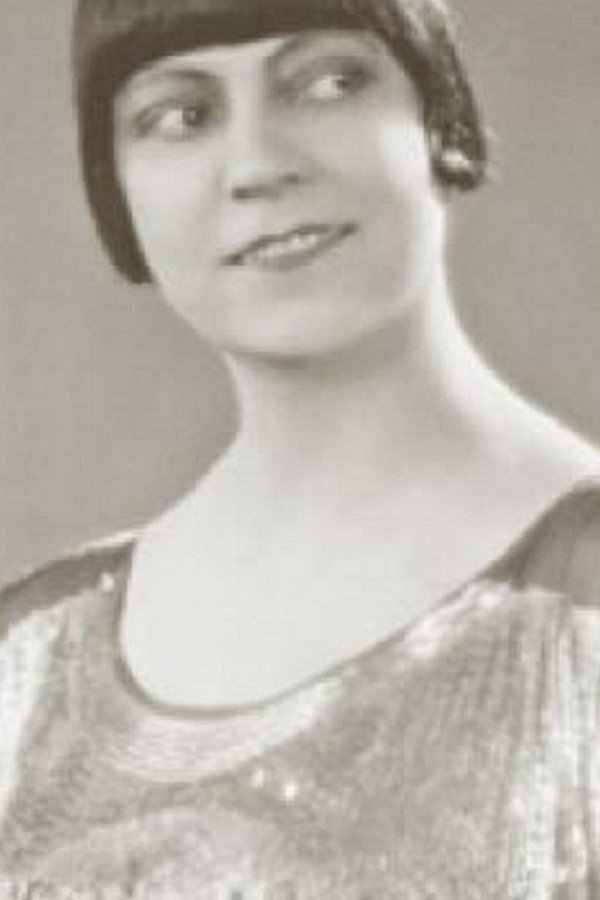 Asta Nielsen Als Mannequin