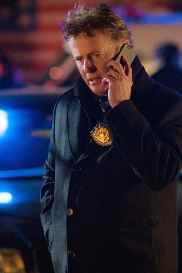Elementary – S04E12 – Vista con camera