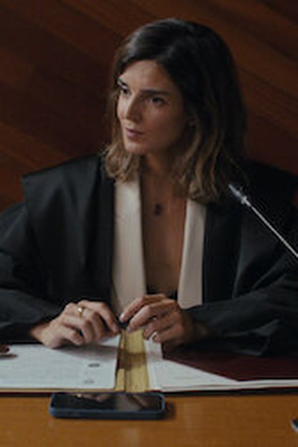 Clanes – S01E01 – Episodio 1