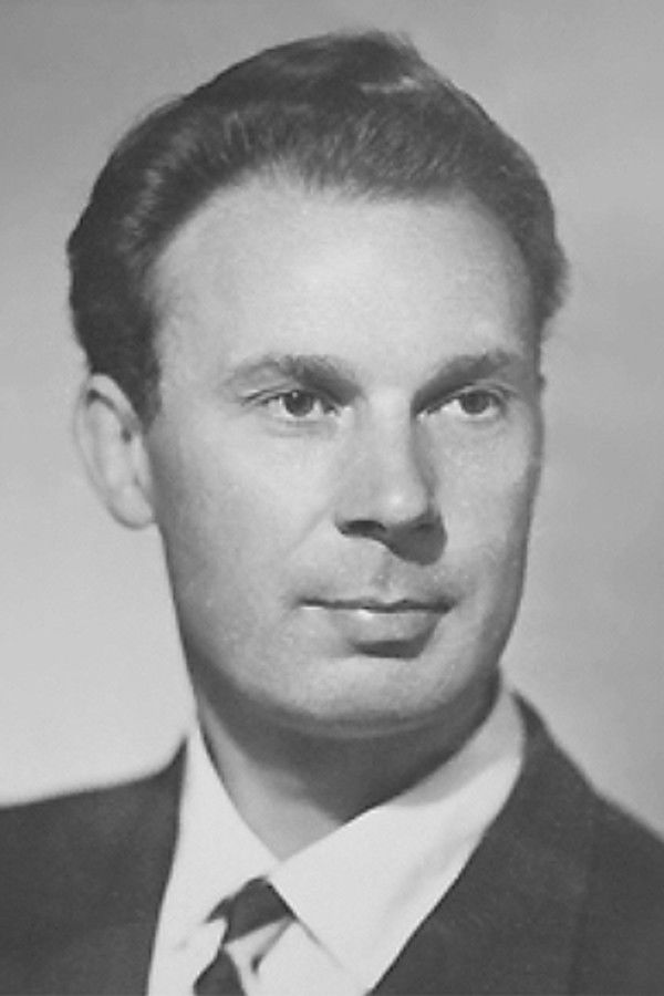 Yuri Leonidov's headshot