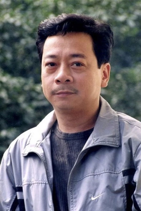 Hoàng Dũng's headshot