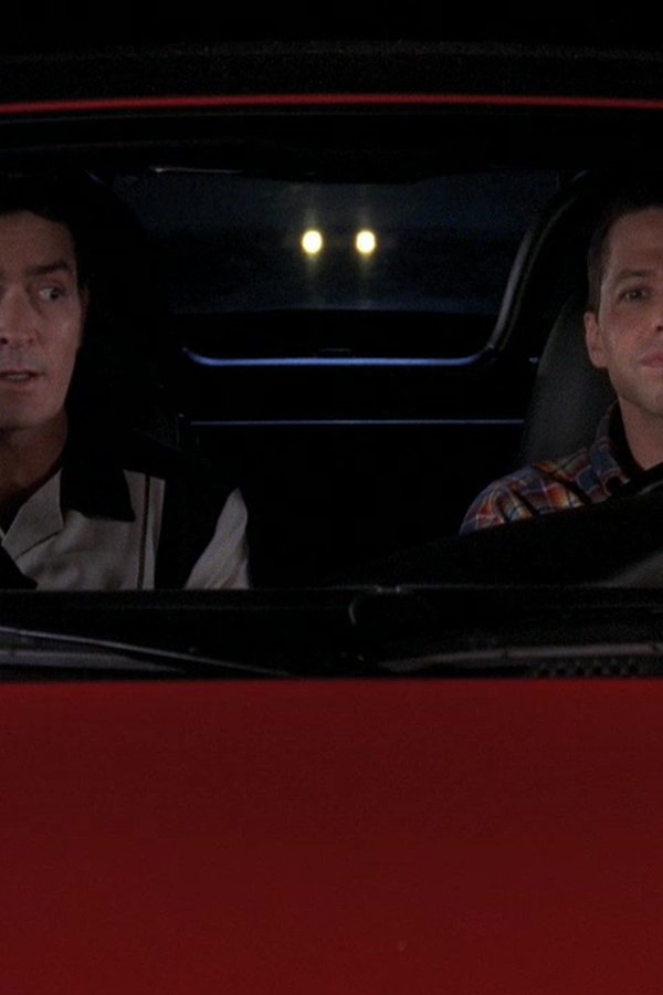Due uomini e mezzo – S02E22 – Non è un’auto da donna