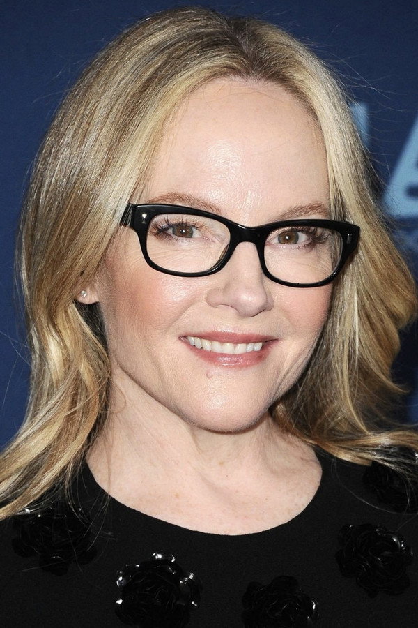 Rachael Harris's headshot