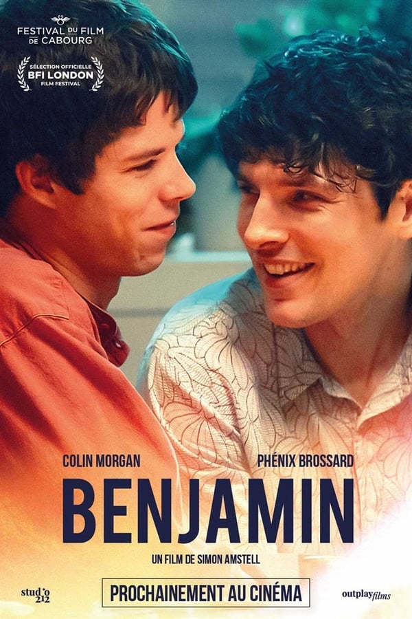 Benjamin, un jeune réalisateur en vogue, est sur le point de sortir son second film No self, non sans avoir rencontré quelques difficultés lors du montage. Le soir de la première au London Film Festival, il tombe sous le charme d’un jeune chanteur français prénommé Noah.