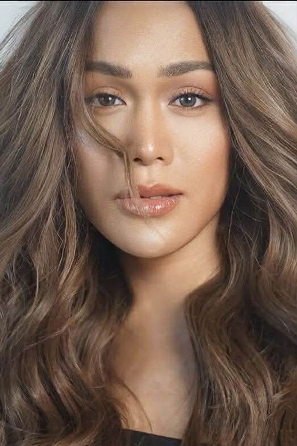 KaladKaren's headshot