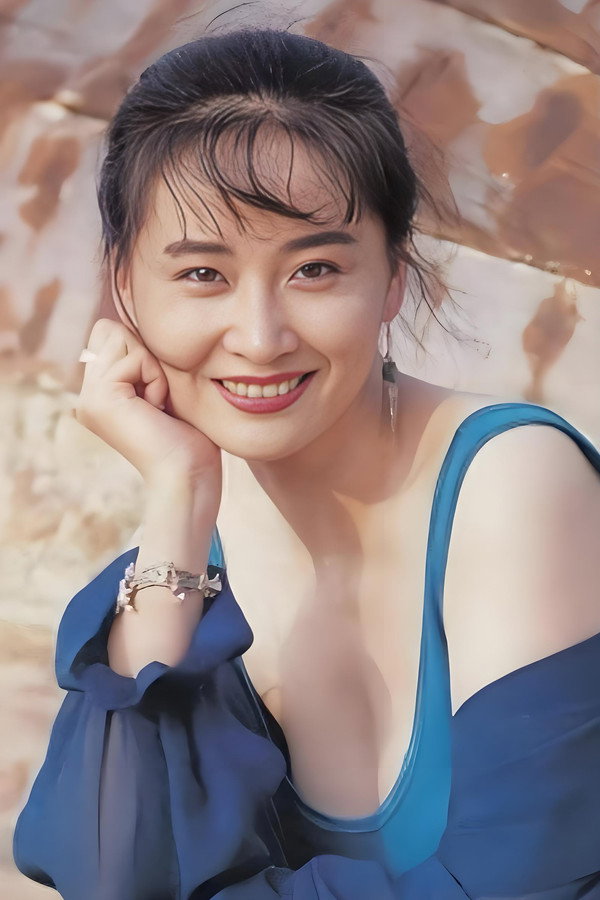 Yu Li's headshot