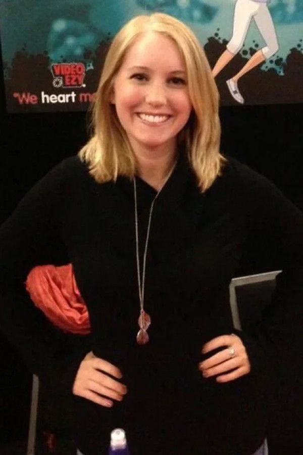 Meagan Moore's headshot