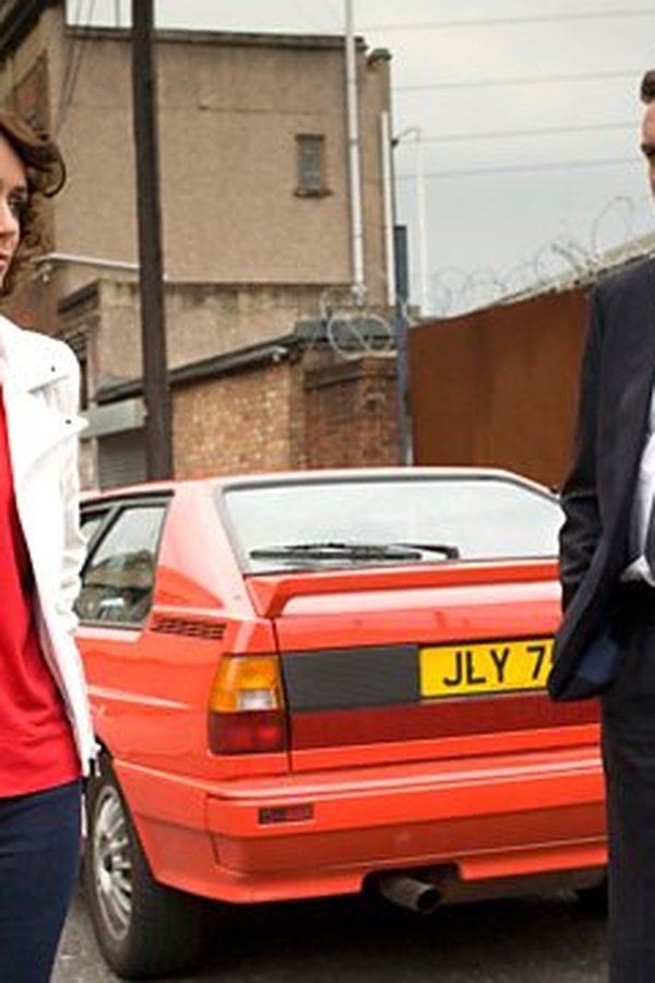 Ashes to Ashes – S01E06 – Episodio 6