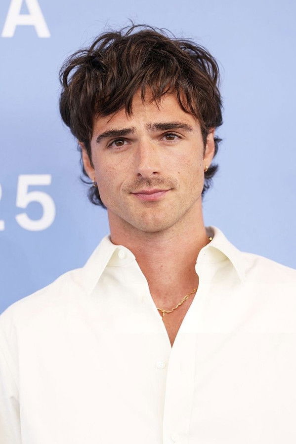 Jacob Elordi's headshot