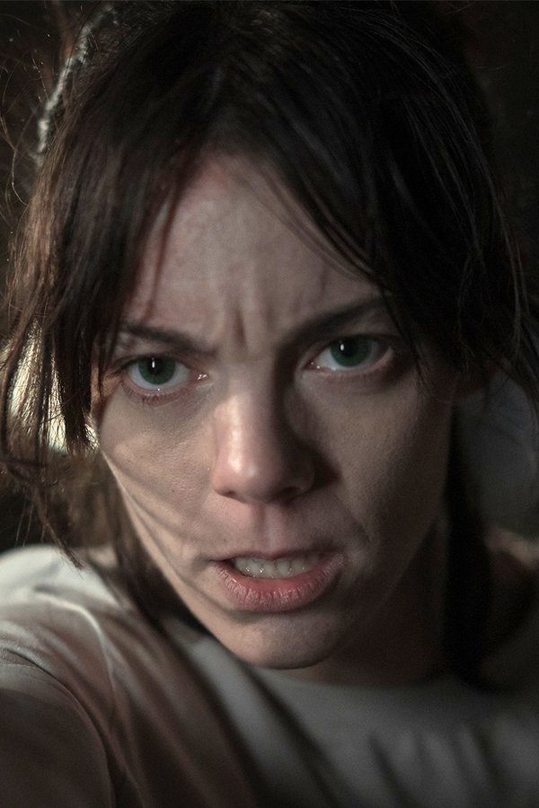 Regina Rossa – S01E07 – Uno specchio