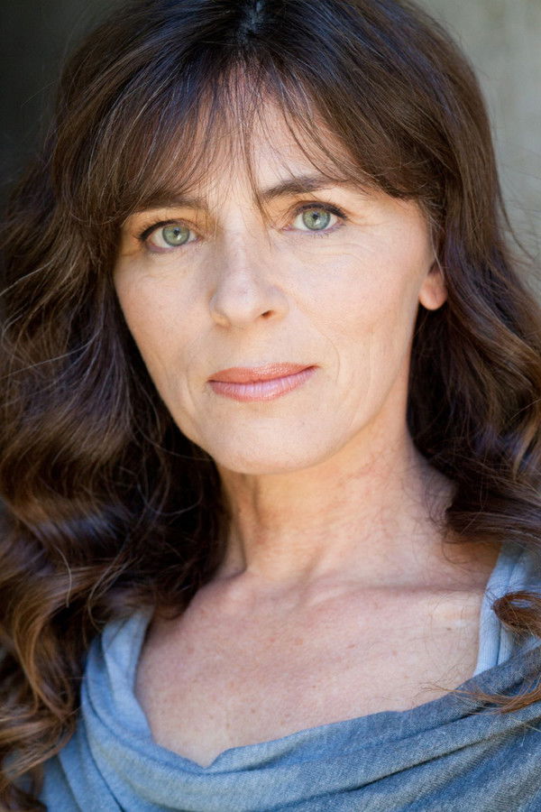 Mira Furlan's headshot