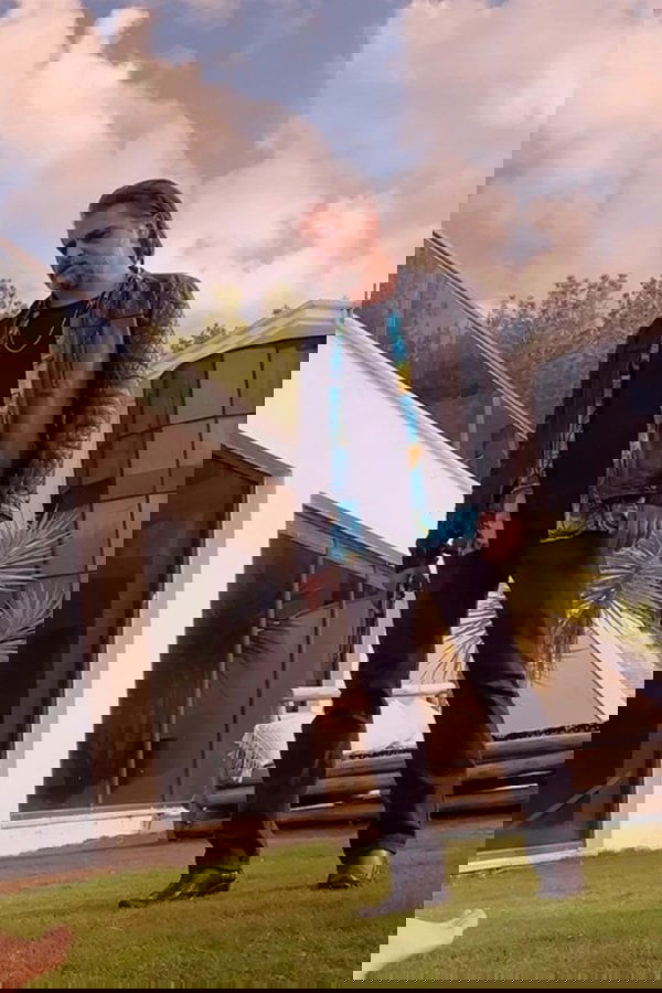 Çıplak - Bölüm 8