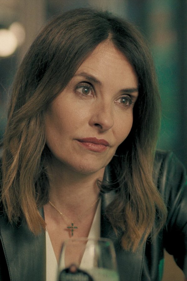 Hasta el cielo: La serie – S01E05 – Come sollevare un vespaio