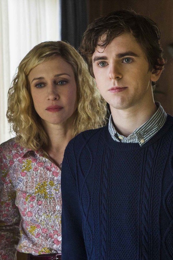 Bates Motel – S03E01 – Un lutto in famiglia