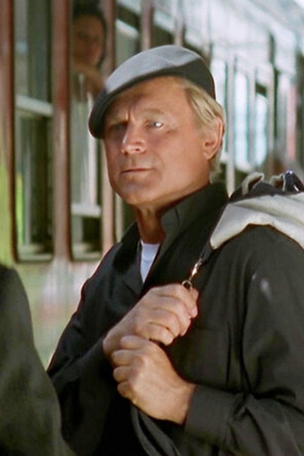 Don Matteo – S02E01 – La mela avvelenata