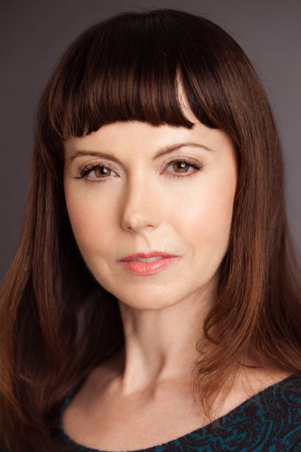 Mary Murphy's headshot
