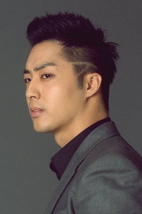 Ji Min's headshot