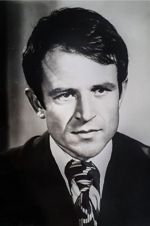 Fitim Makashi's headshot