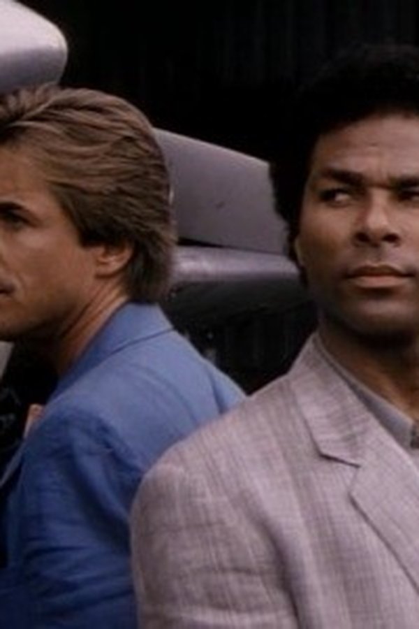 Miami Vice – S01E15 – Episodio 15
