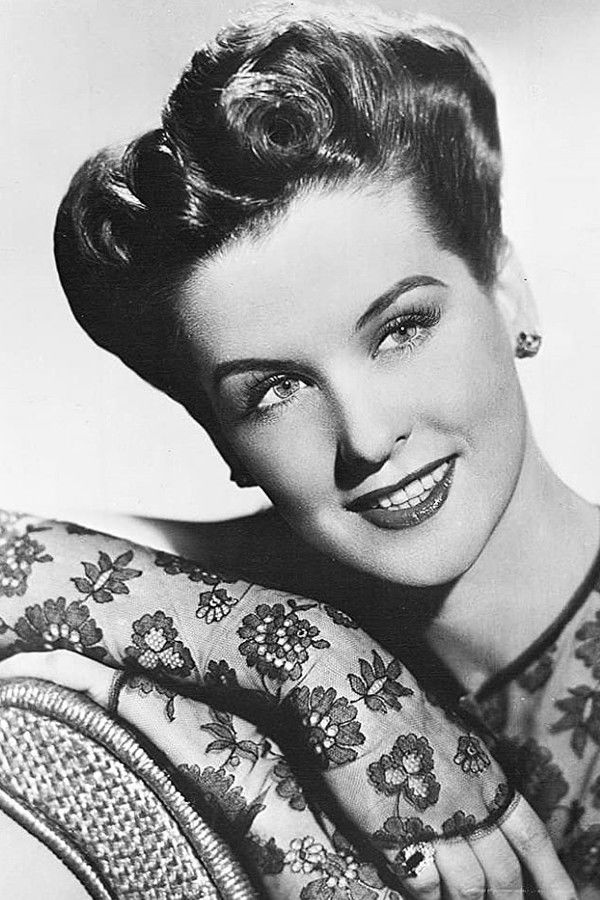 Mary Howard's headshot