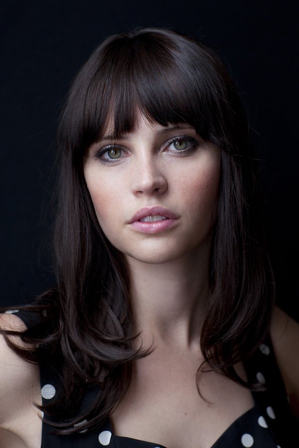 Felicity Jones's headshot