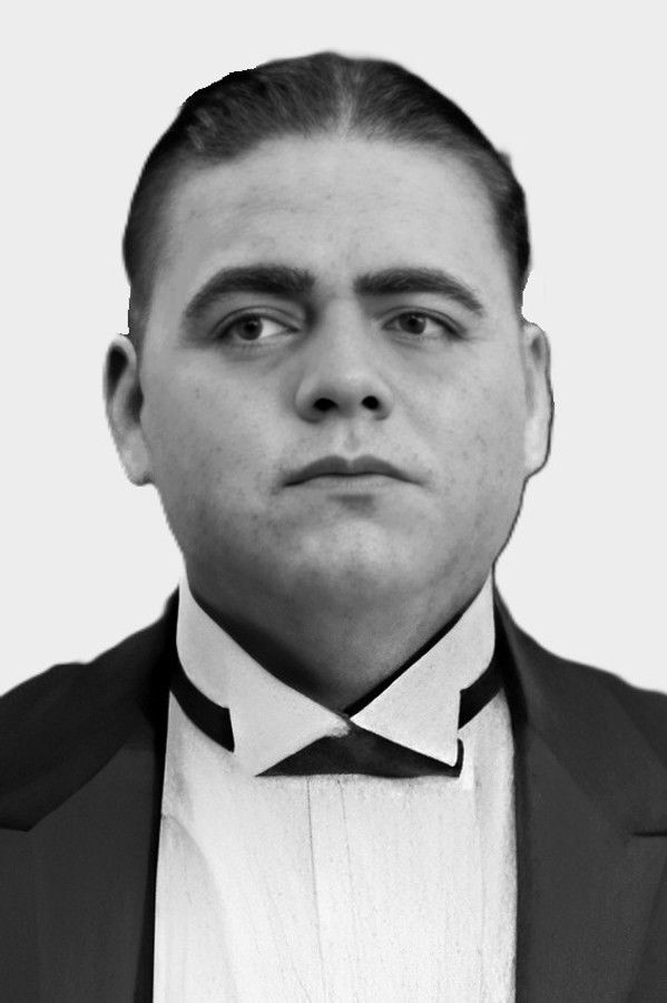 Dee Lampton's headshot