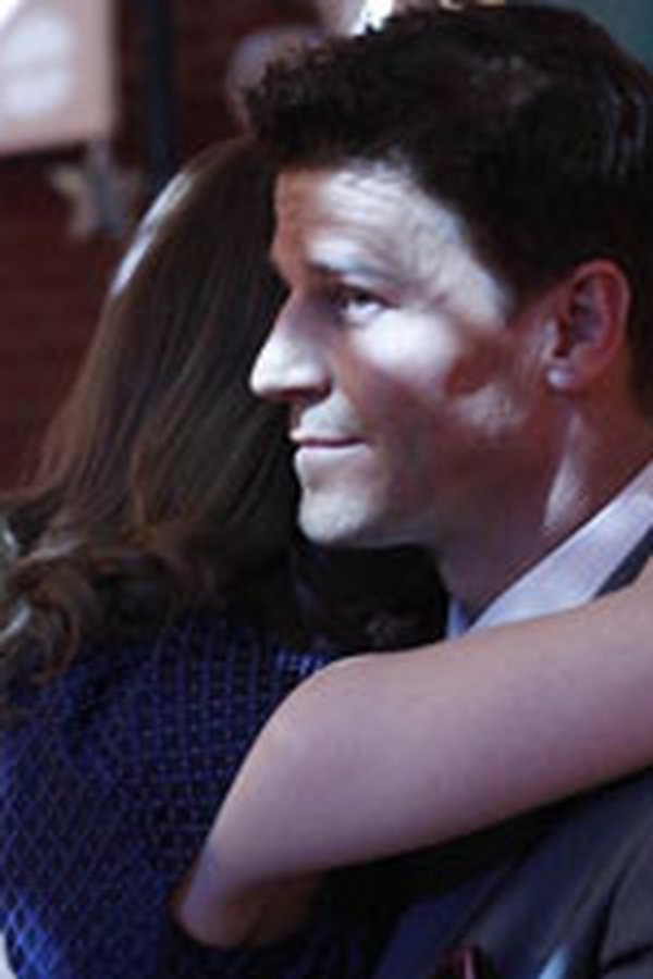 Bones – S05E17 – Morte di una reginetta