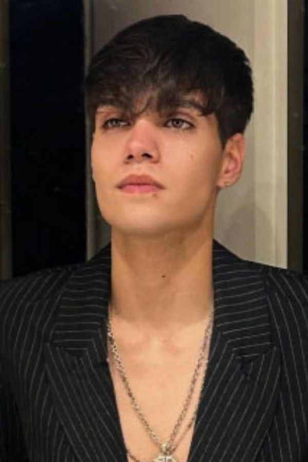 Agustín Sosa's headshot