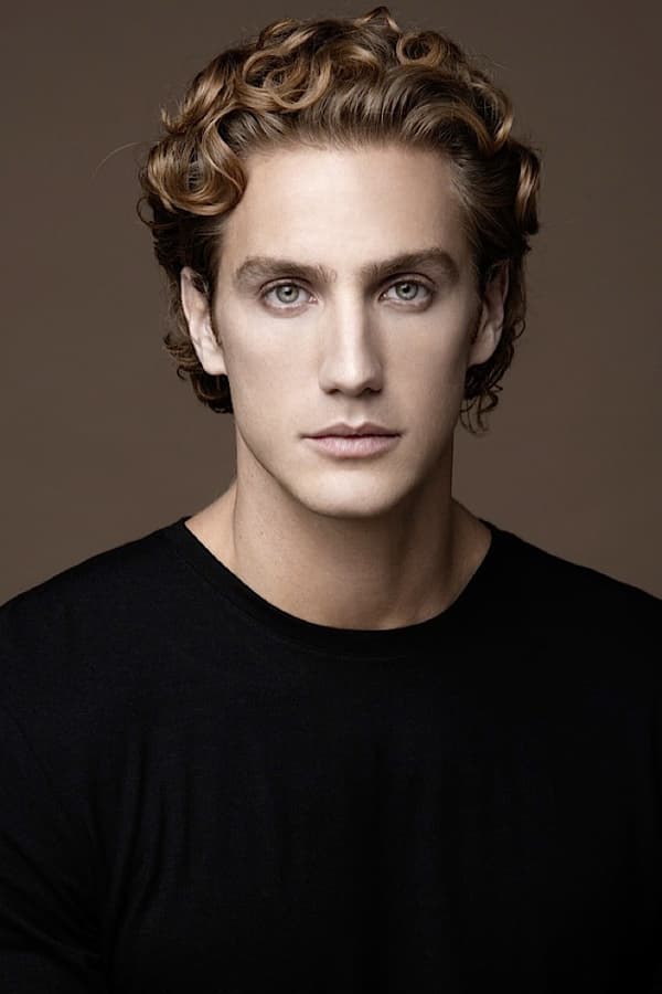 Eugenio Siller's headshot