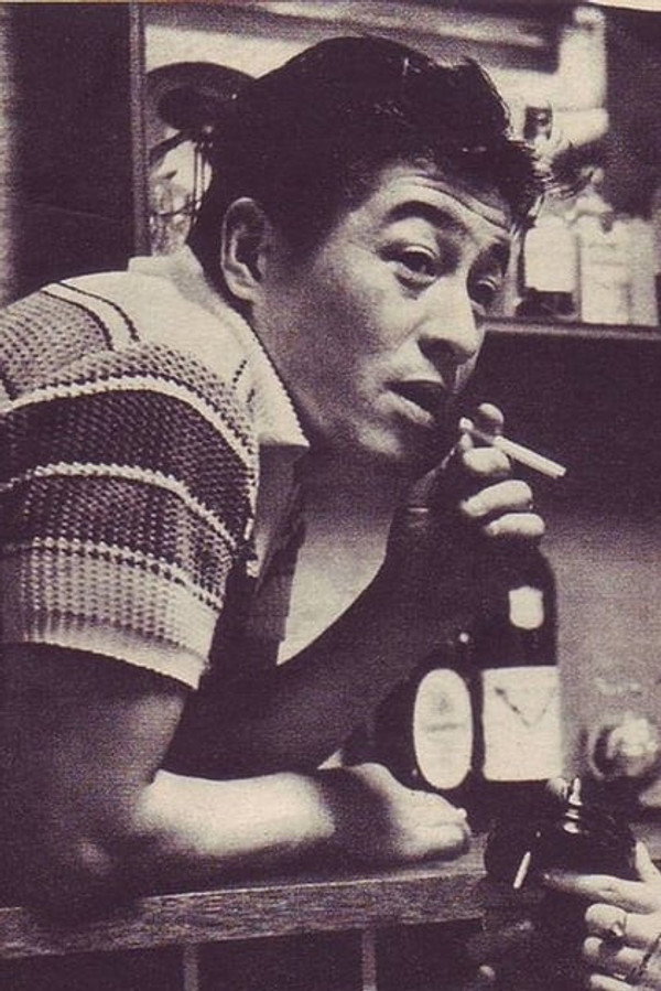 Toshiaki Minami's headshot